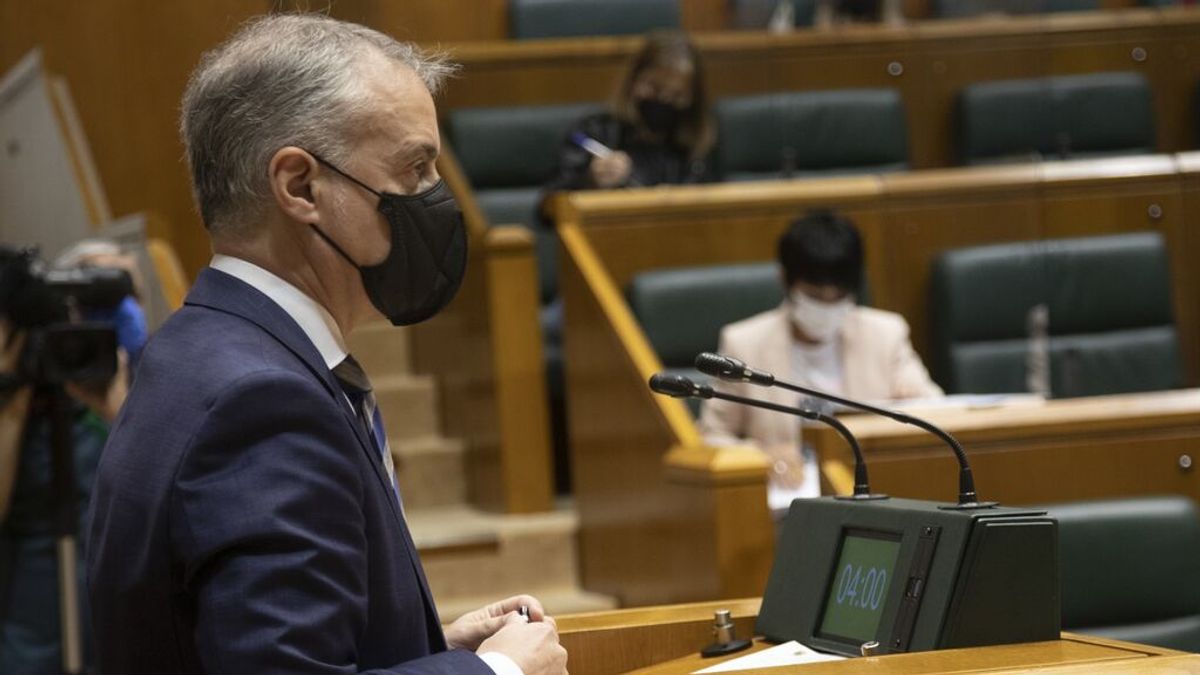 Urkullu pide a Sánchez que reconsidere el uso obligatorio de la mascarilla Urkullu pide a Sánchez que reconsidere el uso obligatorio de la mascarilla