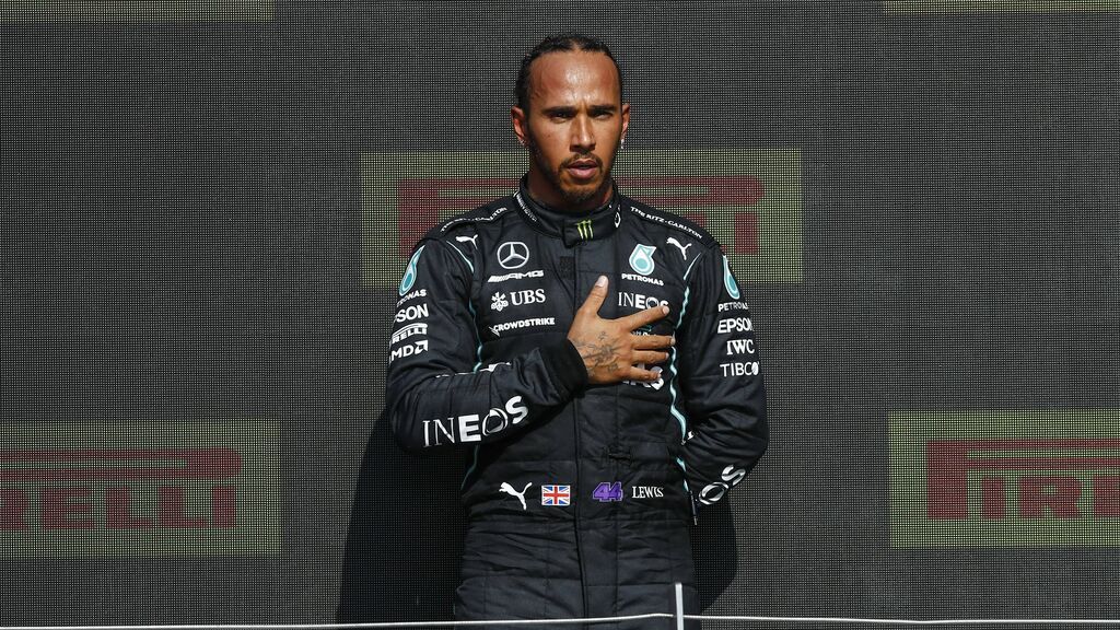 FIA, F1 y Mercedes respaldan a Hamilton tras recibir insultos racistas: "Esta gente no tiene cabida en nuestro deporte"