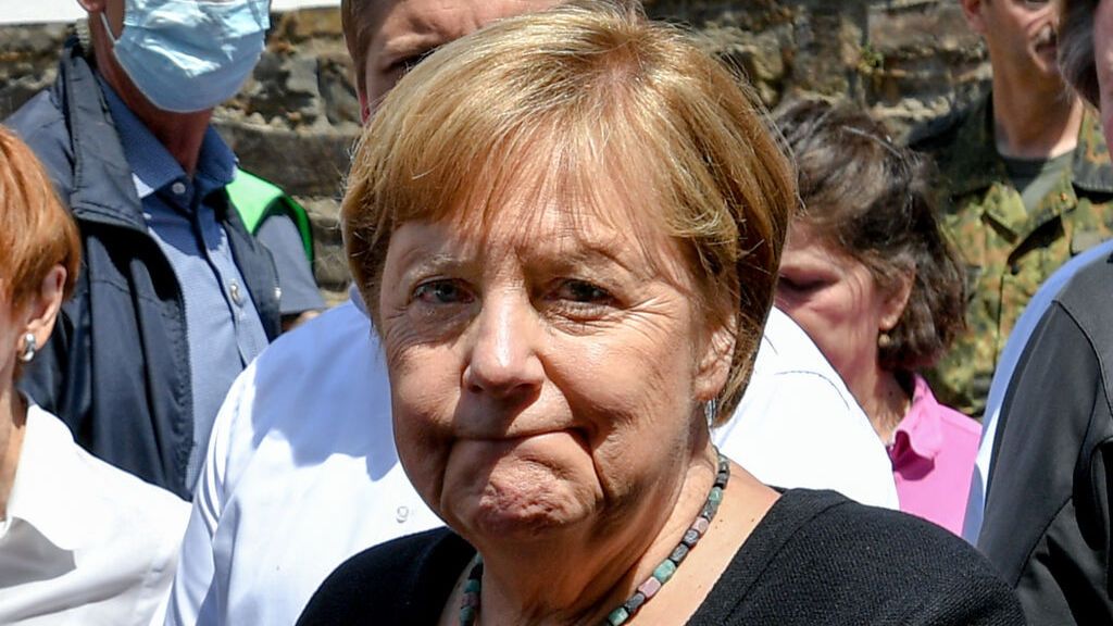 Merkel, conmocionada por el relato de los afectados en las inundaciones: "La situación es horrible"