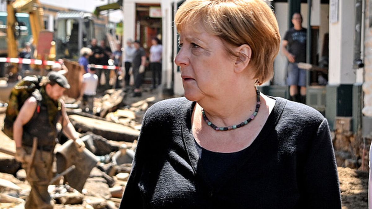 Merkel prepara cientos de millones de euros para las regiones inundadas