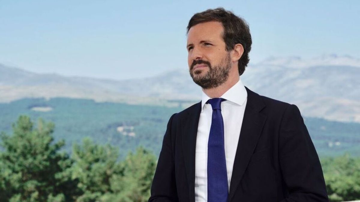 Casado acusa a Sánchez de "desenterrar viejas heridas" con la ley de Memoria Democrática por rédito electoral Casado acusa a Sánchez de "desenterrar viejas heridas" con la ley de Memoria Democrática por rédito electoral