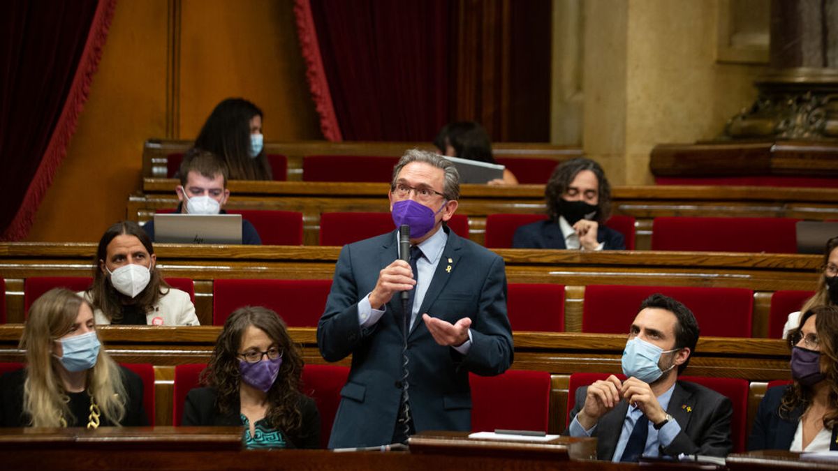Giró anuncia que la Generalitat finalmente avalará a los encausados por el Tribunal de Cuentas Giró anuncia que la Generalitat finalmente avalará a los encausados por el Tribunal de Cuentas