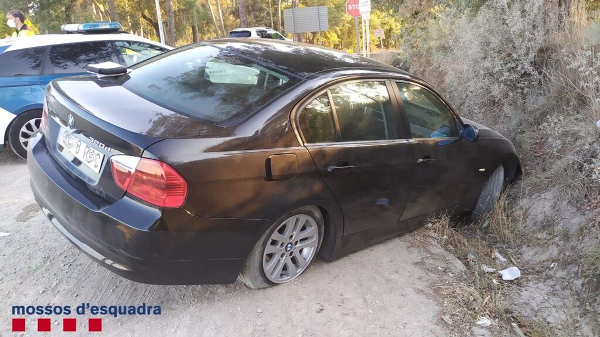 Un conductor bebido sufre un accidente en Caldes de Malavella, abandona a su hijo en una rotonda y huye andando Un conductor bebido sufre un accidente en Caldes de Malavella, abandona a su hijo en una rotonda y huye andando