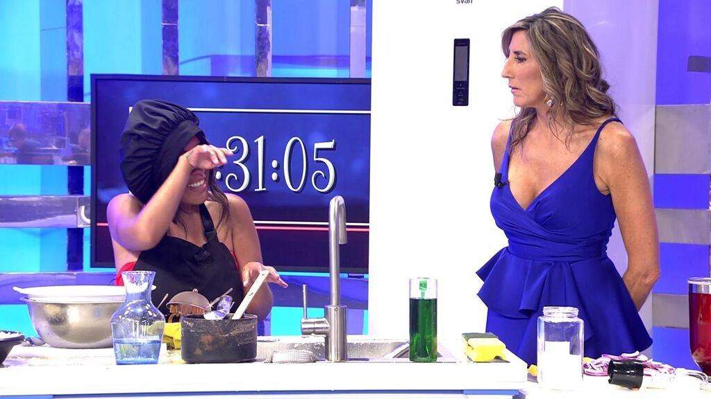 Paz Padilla intenta calmar a Isa Pantoja