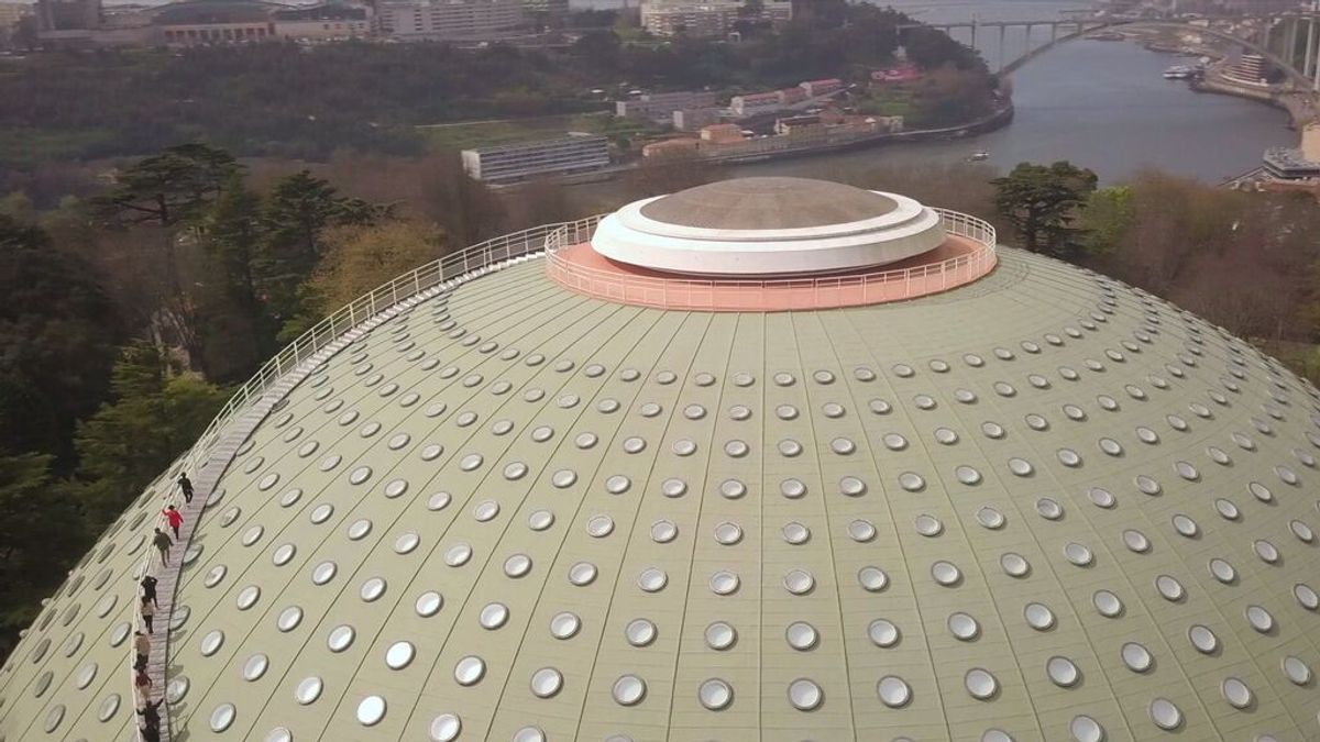 Oporto estrena nuevo mirador 360º para contemplar la ciudad desde el Pavilhão Rosa Mota Oporto estrena nuevo mirador 360º para contemplar la ciudad desde el Pavilhão Rosa Mota