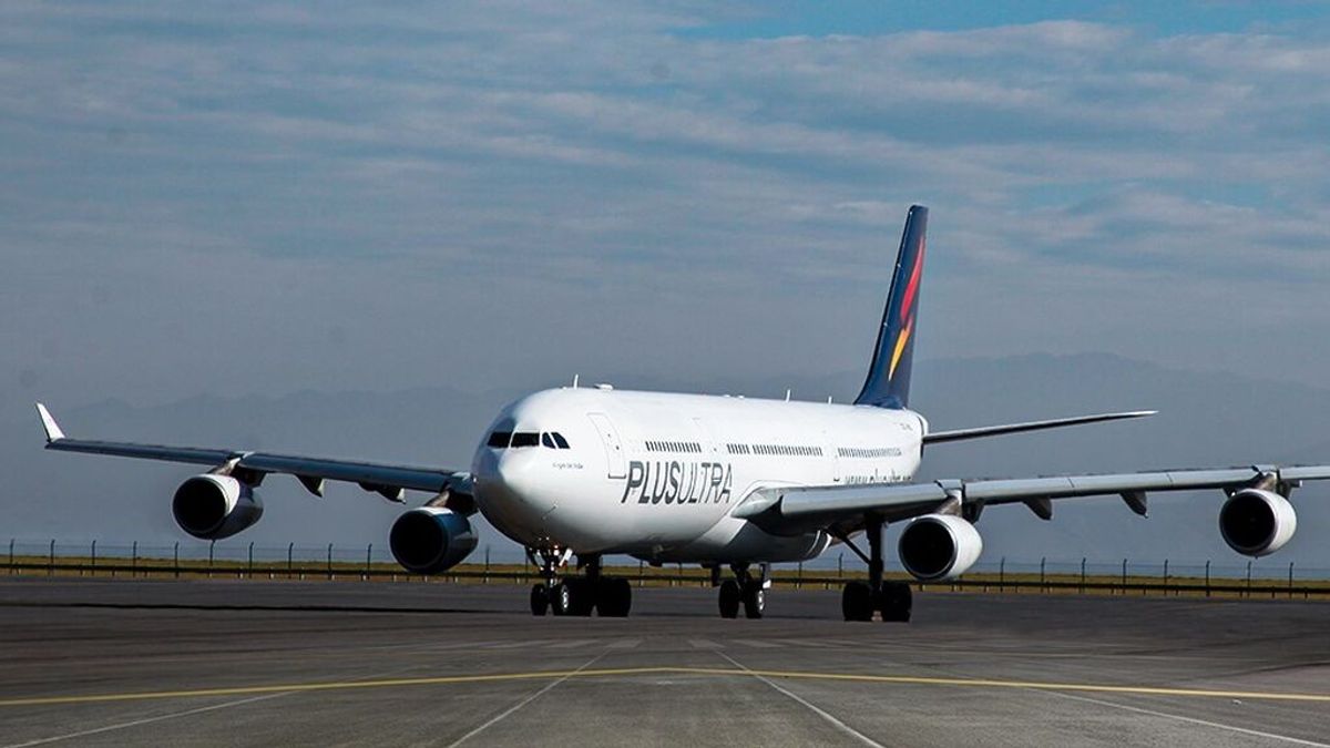 Un juzgado suspende rescate de 34 millones de euros a la aerolínea Plus Ultra Un juzgado suspende rescate de 34 millones de euros a la aerolínea Plus Ultra