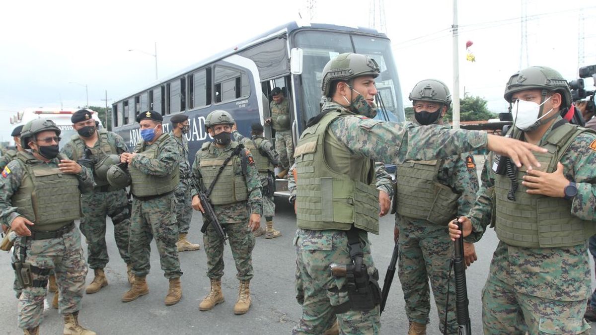 Masacre en Ecuador: Ocho presos muertos y tres policías heridos en un tiroteo en una cárcel Masacre en Ecuador: Ocho presos muertos y tres policías heridos en un tiroteo en una cárcel