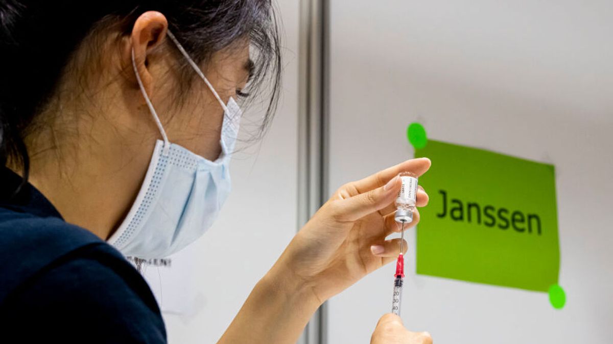 El síndrome de Guillain-Barré, incluido por la EMA como un efecto secundario "muy raro" de la vacuna de Janssen