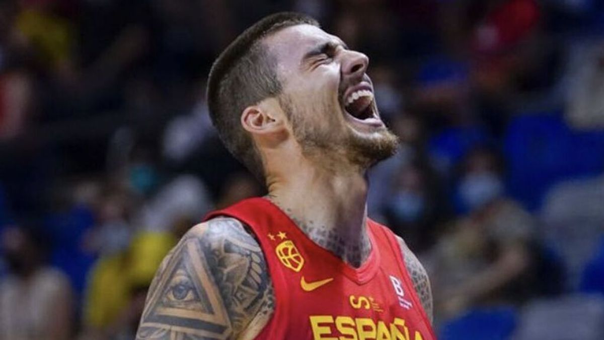 Scariolo hace un cambio en la lista de España: Juancho Hernangómez no disputará finalmente los JJOO y en su lugar llama a Xabi López-Arostegui Scariolo hace un cambio en la lista de España: Juancho Hernangómez no disputará finalmente los JJOO y en su lugar llama a Xabi López-Arostegui