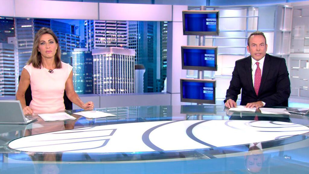 Con Ángeles Blanco y Roberto Fernández Informativos Telecinco 2021 Noche 24/07/2021