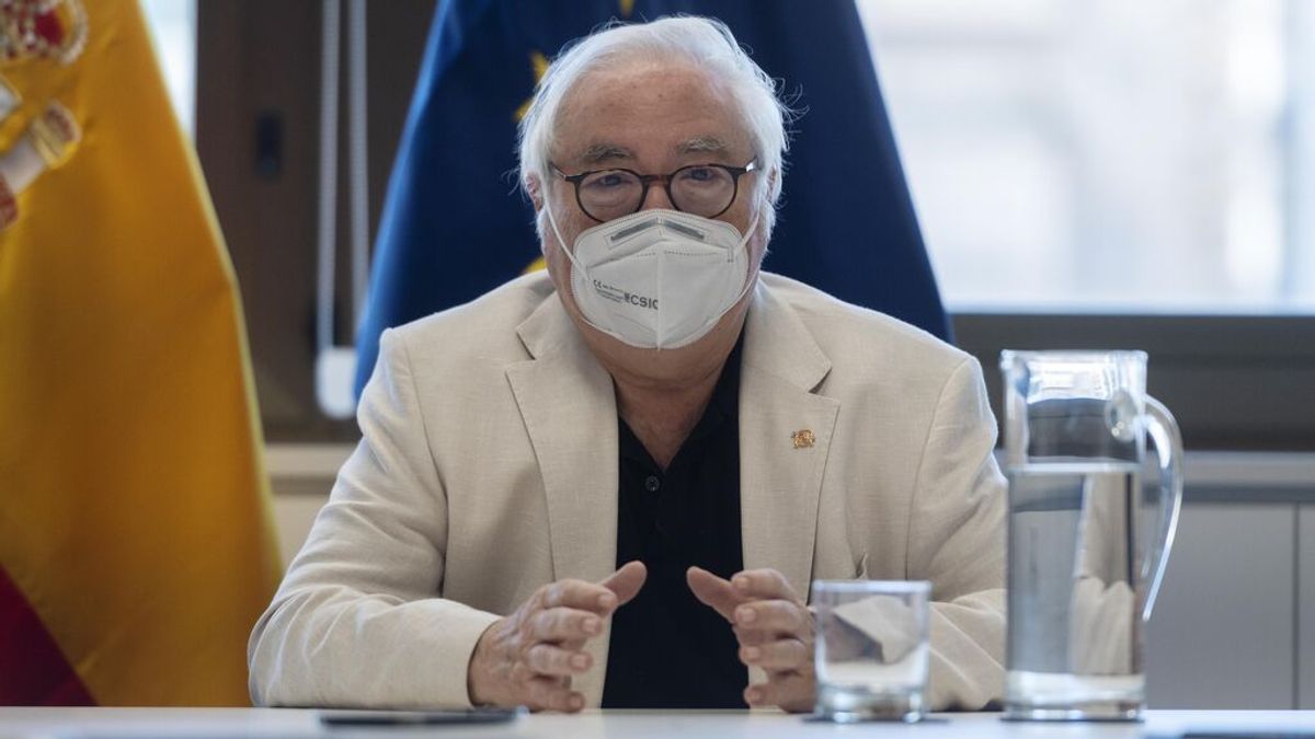 Castells alerta de que "hay una excesiva proliferación de pseudouniversidades": "Es un problema" Castells alerta de que "hay una excesiva proliferación de pseudouniversidades": "Es un problema"