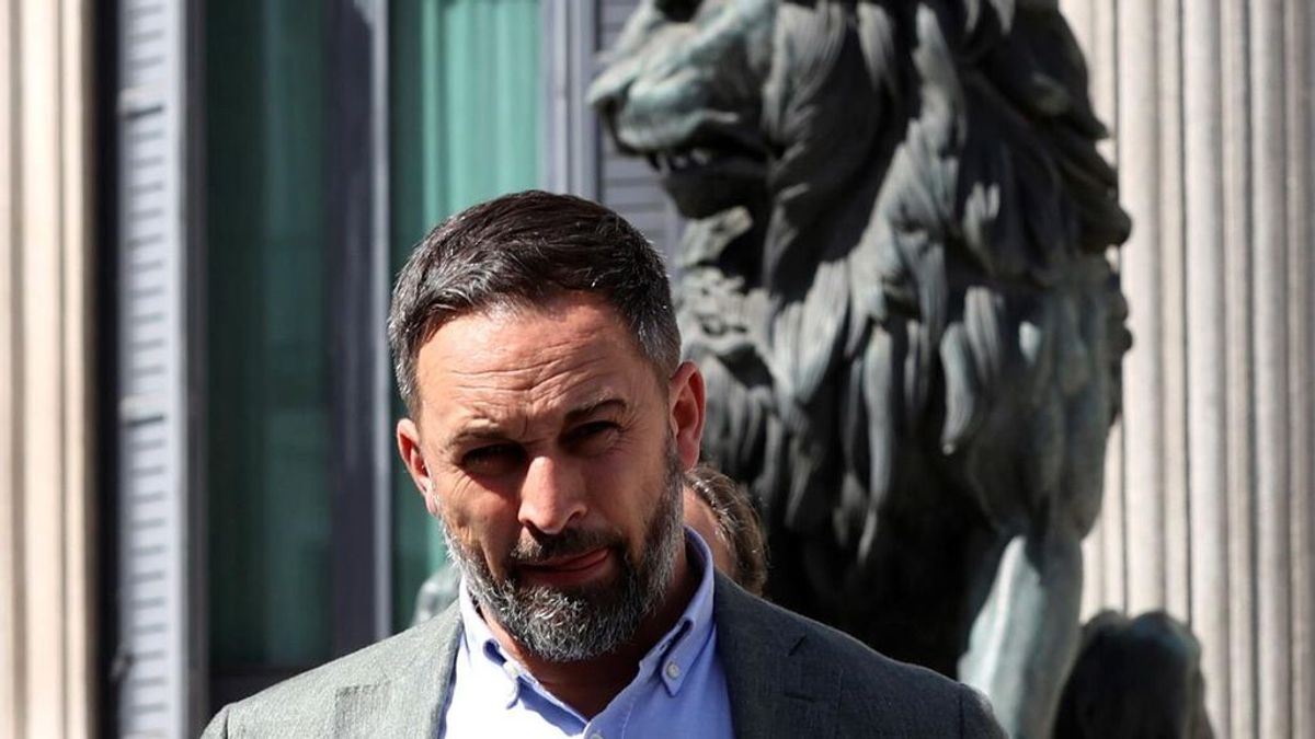 Vox rebaja la tensión con el PP y ahora dice que "romper relaciones" es "tomar nota" Vox rebaja la tensión con el PP y ahora dice que "romper relaciones" es "tomar nota"