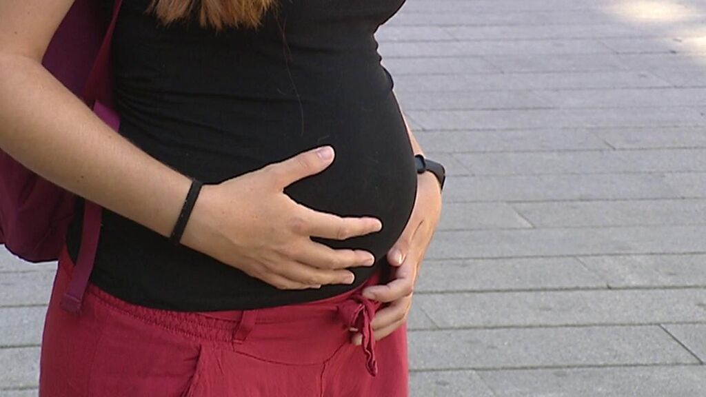 La OMS pide priorizar la vacunación entre las embarazadas