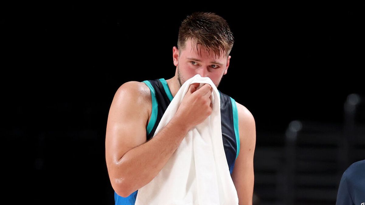 La española Cristina Oubiña filtra la fiesta de Luka Doncic con alcohol y sin mascarilla en la Villa Olímpica La española Cristina Oubiña filtra la fiesta de Luka Doncic con alcohol y sin mascarilla en la Villa Olímpica