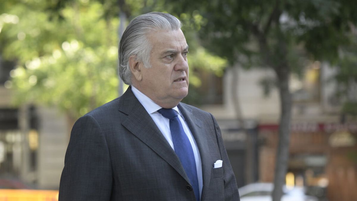 Bárcenas al juez Pedraz: "Conseguir que te reciba un ministro no es sencillo, vale dinero en cualquier sitio" Bárcenas al juez Pedraz: "Conseguir que te reciba un ministro no es sencillo, vale dinero en cualquier sitio"
