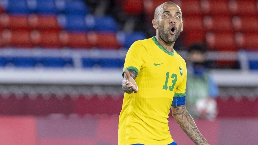 "Soy mitad brasileño y mitad español": Dani Alves quiere una final ante España en los Juegos Olímpicos