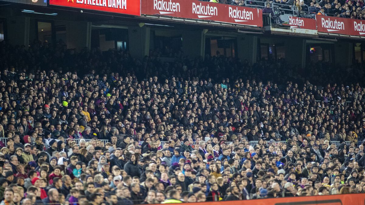 El peligro de contagio por asistir de público a un partido de fútbol: El peligro de contagio por asistir de público a un partido de fútbol: