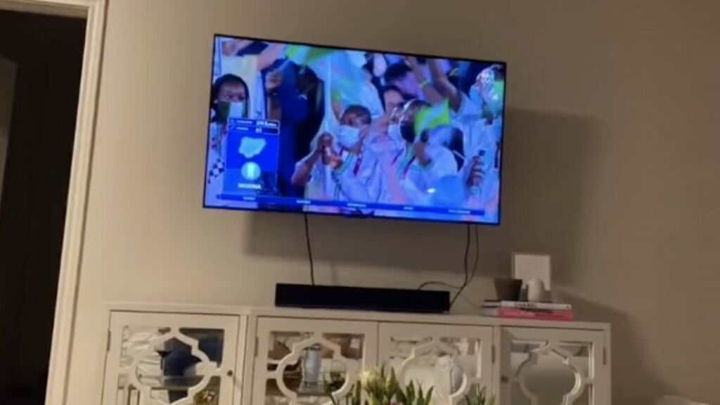 Una chica pilla a su ligue siéndole infiel por una foto que le ha enviado viendo los Juegos Olímpicos