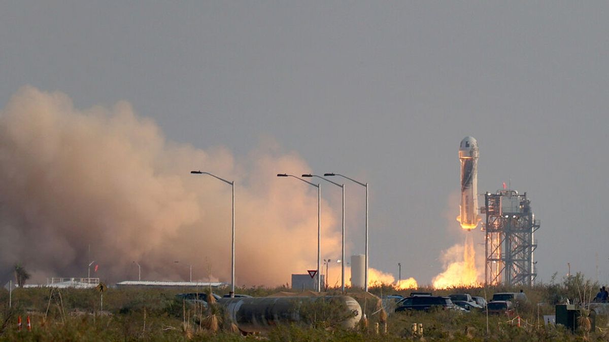 Bezos pierde la batalla para que la NASA elija su nave para aterrizar en la Luna que mantiene el contrato con SpaceX