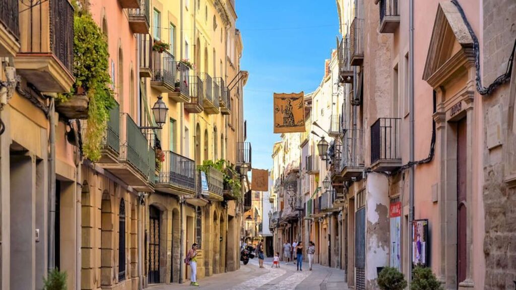 Cervera es uno de los pueblos más bonitos de Cataluña.