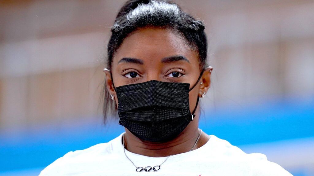 Simone Biles se retiró tras la primera prueba en los JJOO de Tokio.