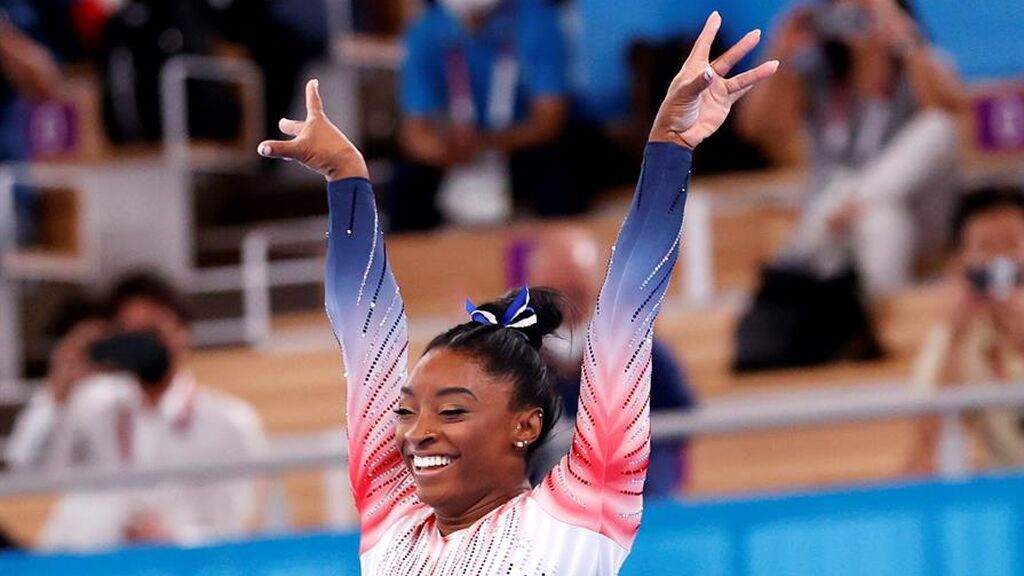 Una Biles sonriente vuelve para despedirse de Tokyo con un bronce en barra
