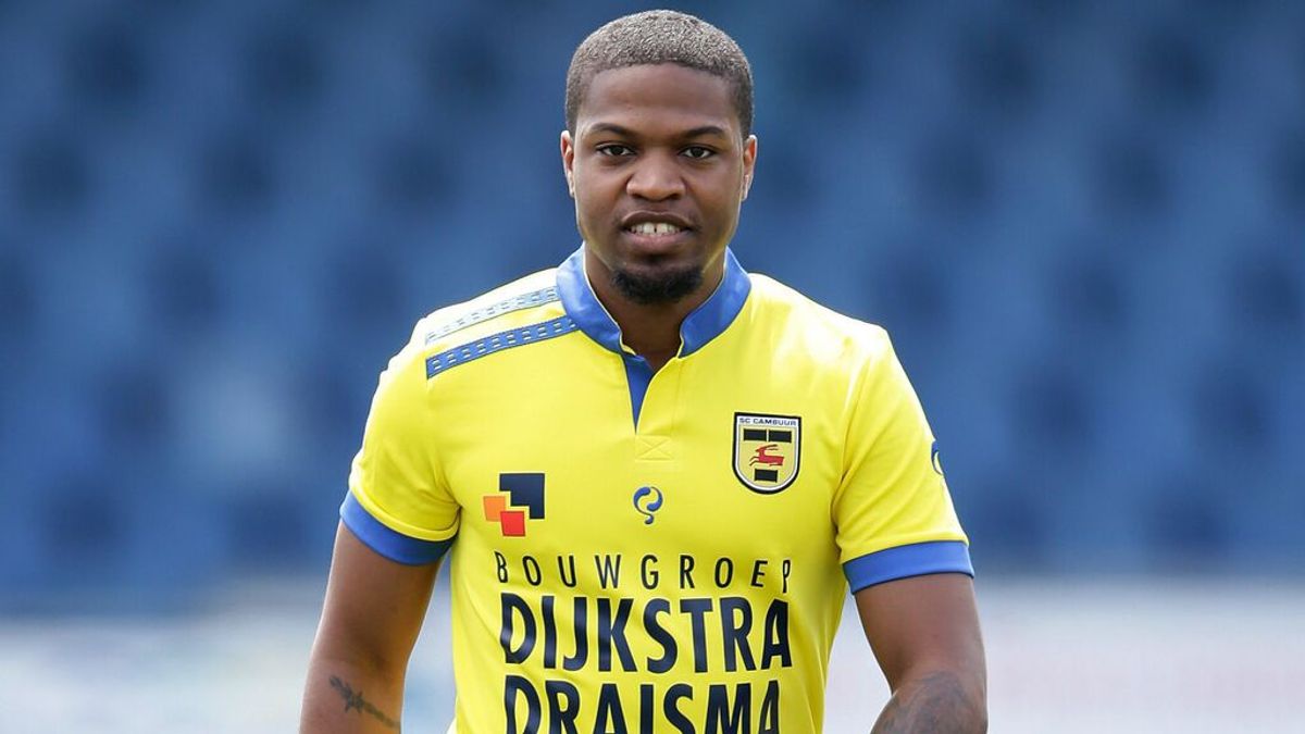 Hoefdraad fue canterano del Ajax. Hoefdraad fue canterano del Ajax.