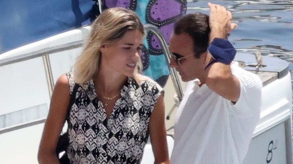 Ana Soria, salvada por Enrique Ponce de un aparatoso accidente
