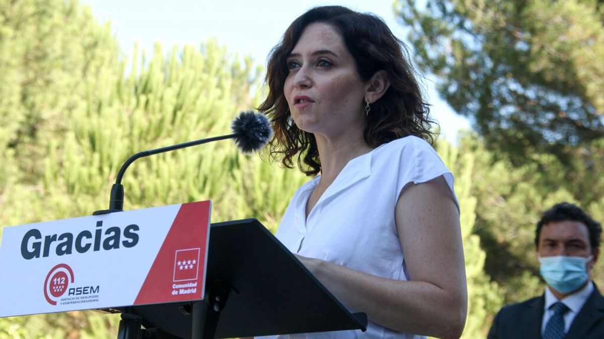 Ayuso a favor de una tercera dosis de la vacuna contra la Covid para los grupos vulnerables Ayuso a favor de una tercera dosis de la vacuna contra la Covid para los grupos vulnerables