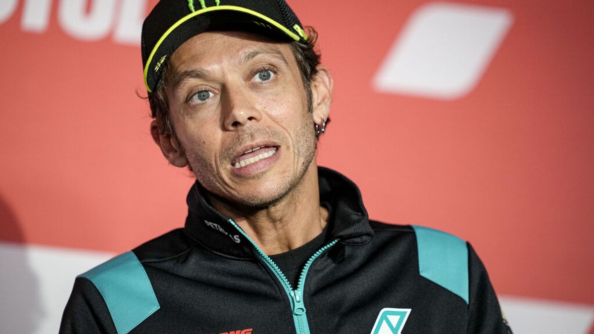 Valentino Rossi se retira tras un cuarto de siglo compitiendo y nueve títulos en motos Valentino Rossi se retira tras un cuarto de siglo compitiendo y nueve títulos en motos
