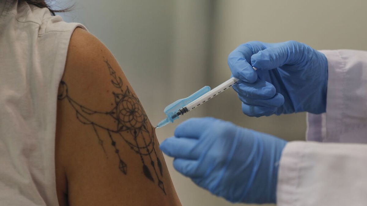 España ya cuenta con 33 millones de vacunados con al menos una dosis contra el covid España ya cuenta con 33 millones de vacunados con al menos una dosis contra el covid