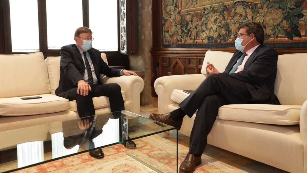 Puig y Escrivá se quedan solos con el impuesto para "los ricos" de Madrid Puig y Escrivá se quedan solos con el impuesto para "los ricos" de Madrid