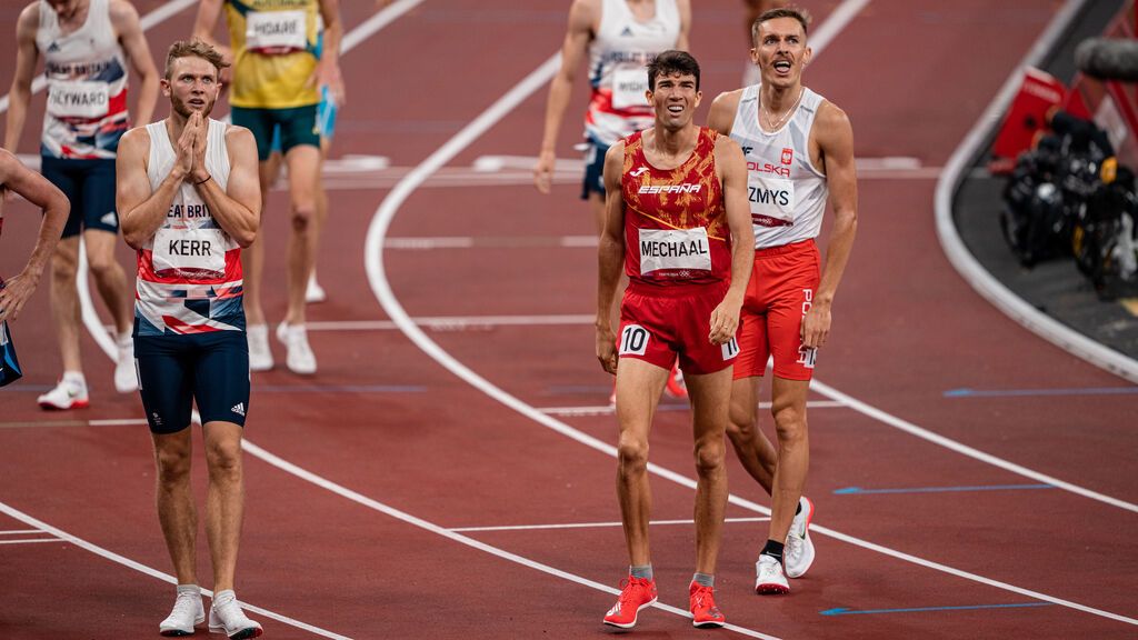 EuropaPress_3874726_adel_mechaal_equipo_espanol_final_1500m_lisos_atletismo_jjoo_2020_agosto
