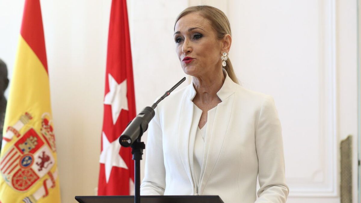 La Audiencia Nacional anula la multa de 150.000 euros a Eroski por la difusión del vídeo del hurto de Cifuentes La Audiencia Nacional anula la multa de 150.000 euros a Eroski por la difusión del vídeo del hurto de Cifuentes
