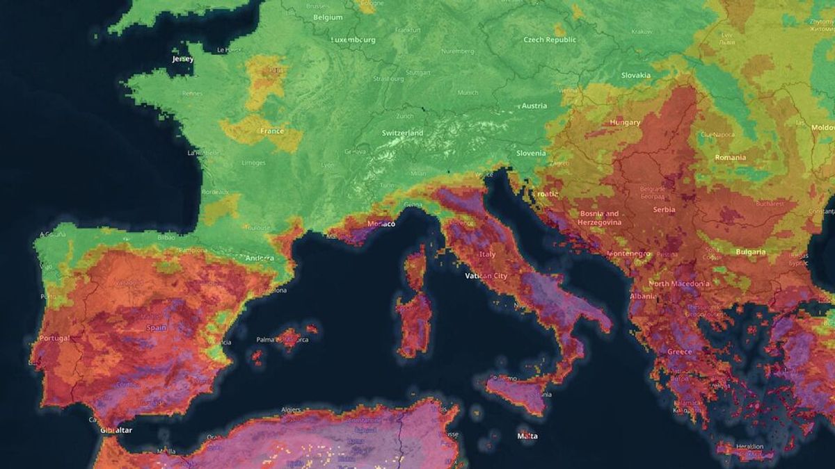 Una nueva ola de calor llega a Italia y pone en alerta a todo el país ante el peligro de más incendios Una nueva ola de calor llega a Italia y pone en alerta a todo el país ante el peligro de más incendios