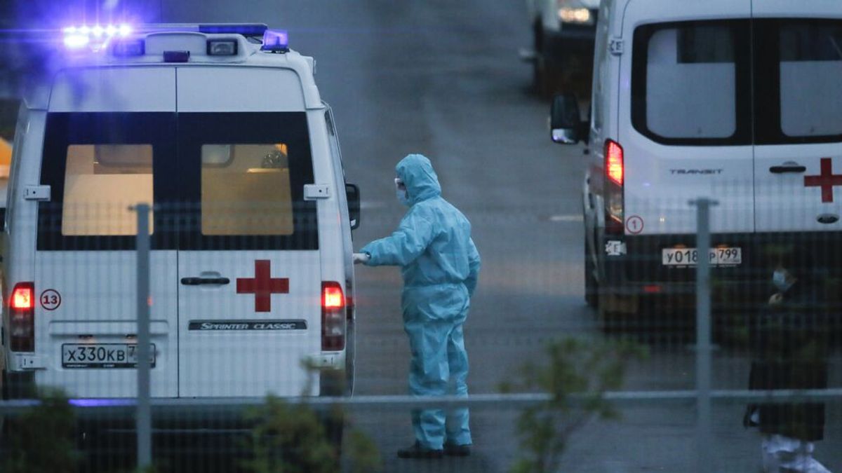 Al menos nueve muertos al romperse una tubería de oxígeno en un hospital de Rusia Al menos nueve muertos al romperse una tubería de oxígeno en un hospital de Rusia