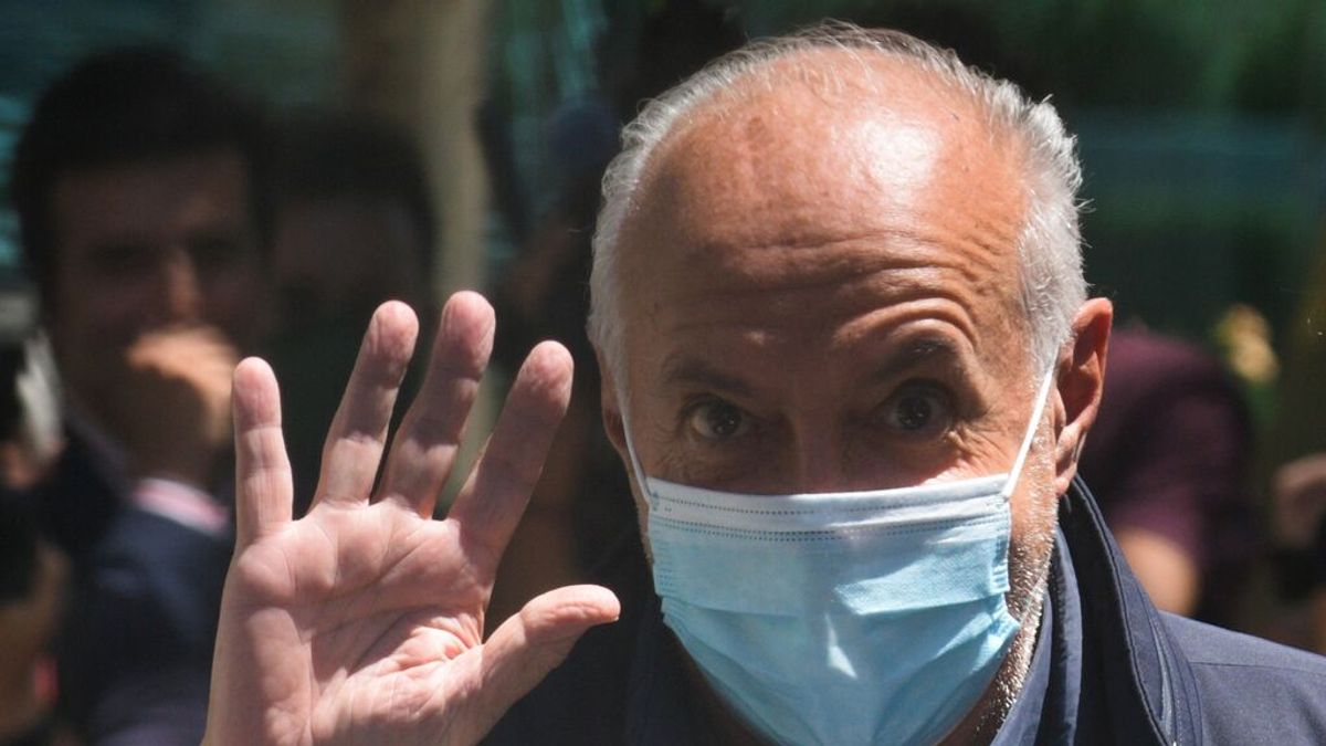 El notario de José Luis Moreno recibía 10.000€ al mes por dar credibilidad a sociedades 'pantalla' El notario de José Luis Moreno recibía 10.000€ al mes por dar credibilidad a sociedades 'pantalla'