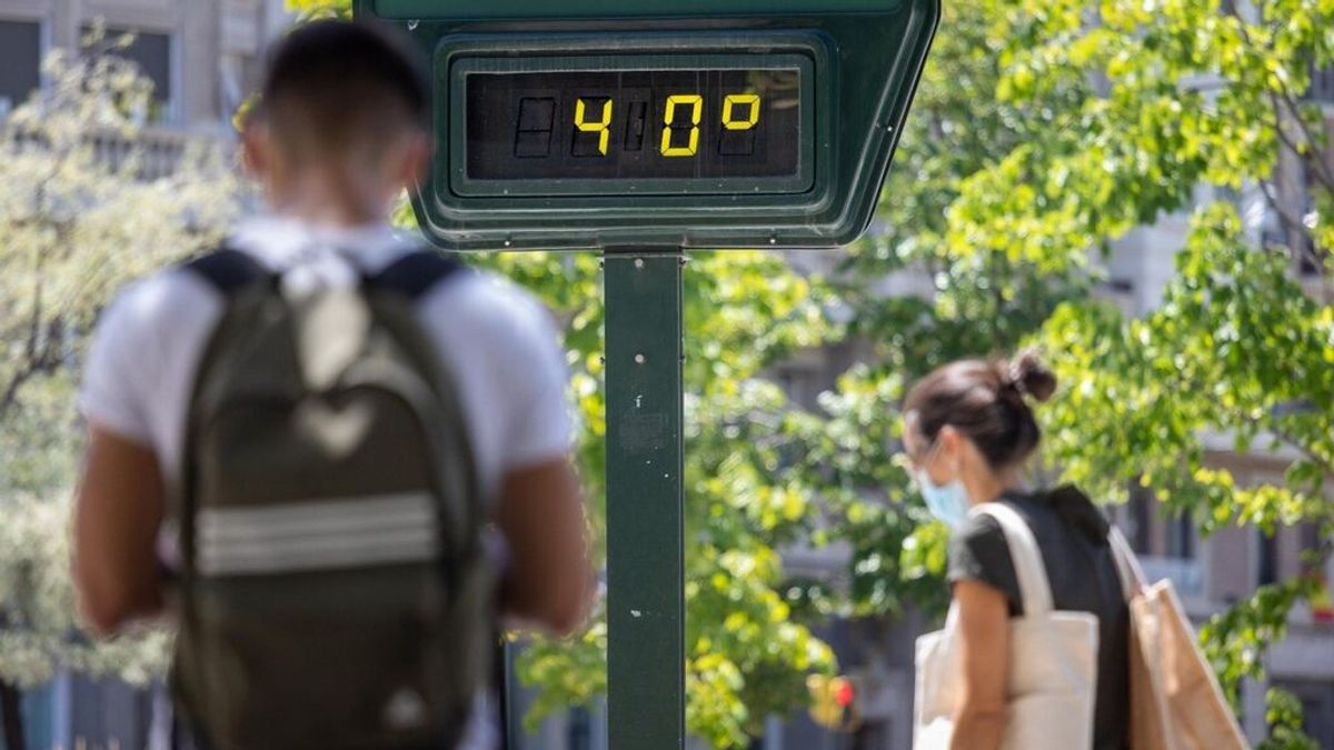 Cuándo y dónde golpeará con más fuerza la primera ola de calor del verano en España Cuándo y dónde golpeará con más fuerza la primera ola de calor del verano en España