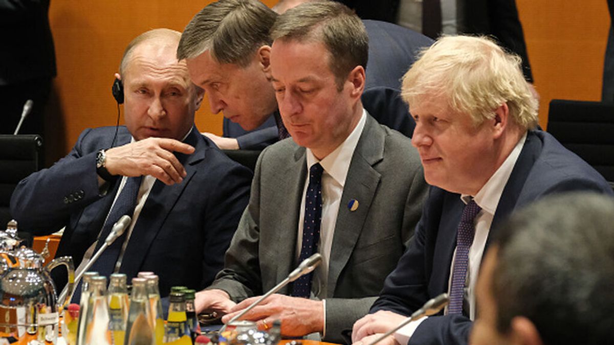 Rusia prohíbe la entrada al país a varios ciudadanos de Reino Unido en respuesta a sanciones de Londres Rusia prohíbe la entrada al país a varios ciudadanos de Reino Unido en respuesta a sanciones de Londres