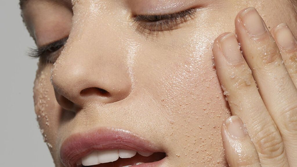 Será importantísimo exfoliar bien la piel.