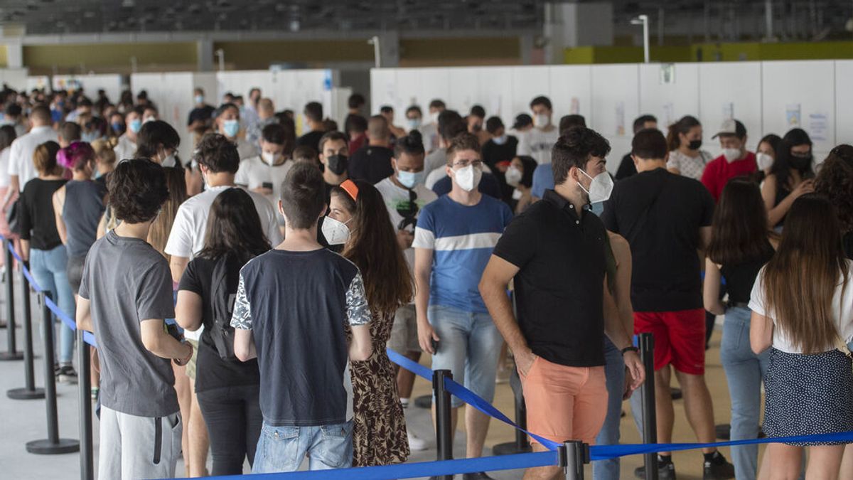 Guía por comunidades para la vacunación de los adolescentes Guía por comunidades para la vacunación de los adolescentes