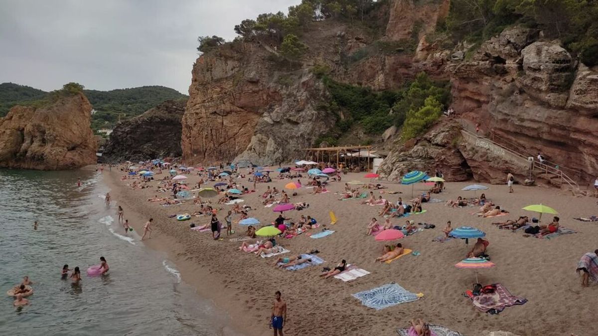 Playa Illa Roja en Begur, Cataluña Playa Illa Roja en Begur, Cataluña