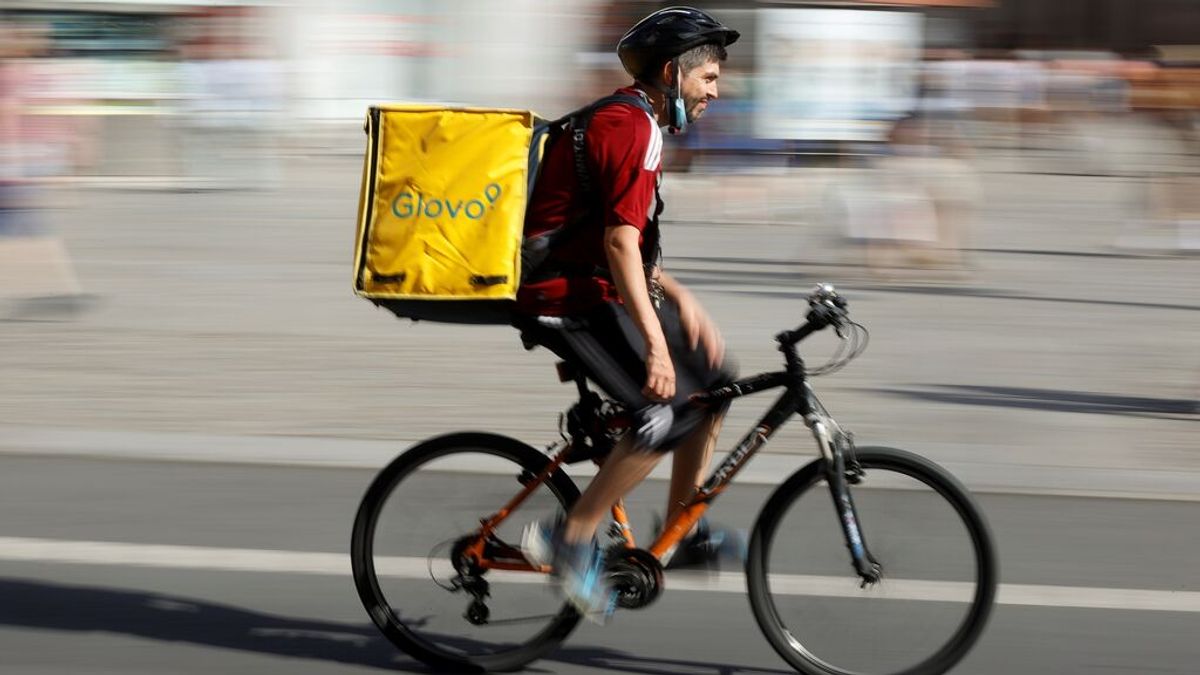 Preguntas y respuestas sobre la ley 'Rider': qué es, qué harán las empresas y qué dicen los repartidores Preguntas y respuestas sobre la ley 'Rider': qué es, qué harán las empresas y qué dicen los repartidores
