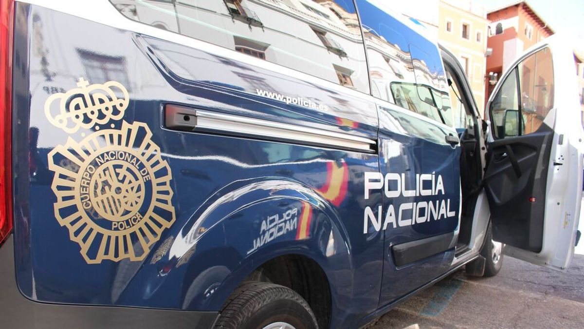 EuropaPress_3830943_coche_patrulla_policia_nacional EuropaPress_3830943_coche_patrulla_policia_nacional