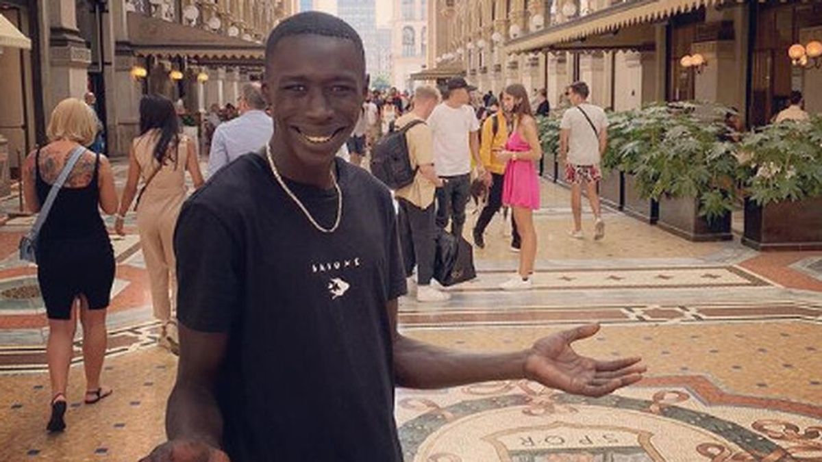 Khaby Lame, el senegalés que se burla de la estupidez de Internet, supera los 100 millones de seguidores en TikTok Khaby Lame, el senegalés que se burla de la estupidez de Internet, supera los 100 millones de seguidores en TikTok