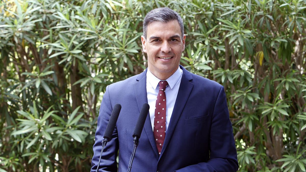 Pedro Sánchez pide "colaboración y prudencia" ante el riesgo extremo que supone la ola de calor Pedro Sánchez pide "colaboración y prudencia" ante el riesgo extremo que supone la ola de calor