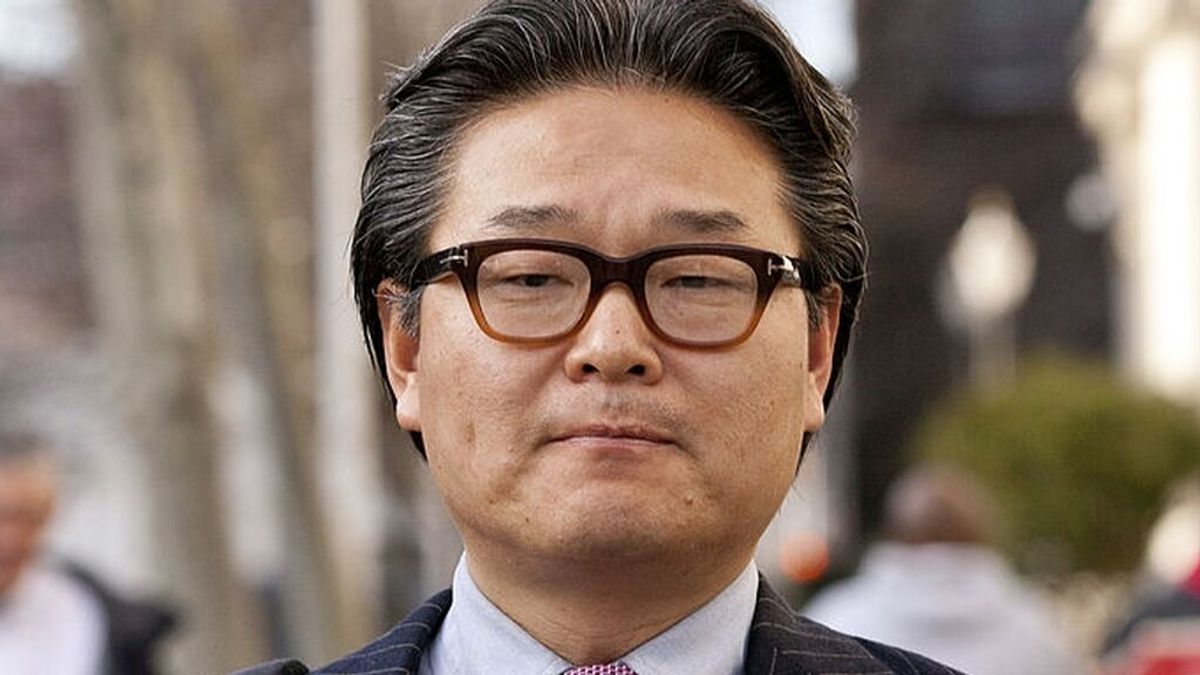 Bill Hwang: el multimillonario que le quita el sueño a los inversores de Wall Street tras perder una fortuna