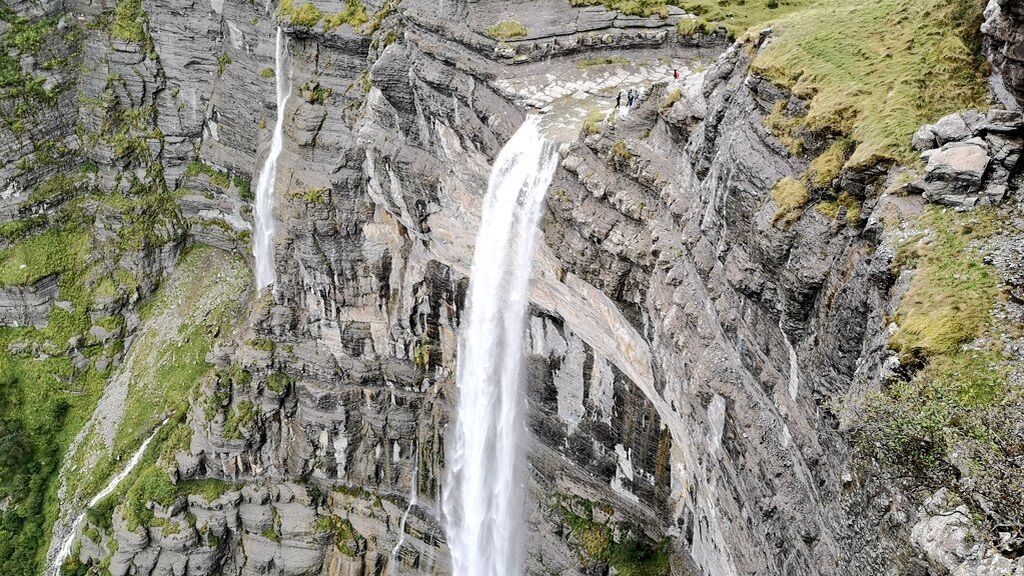 Salto-del-Nervión-turismo-vasco