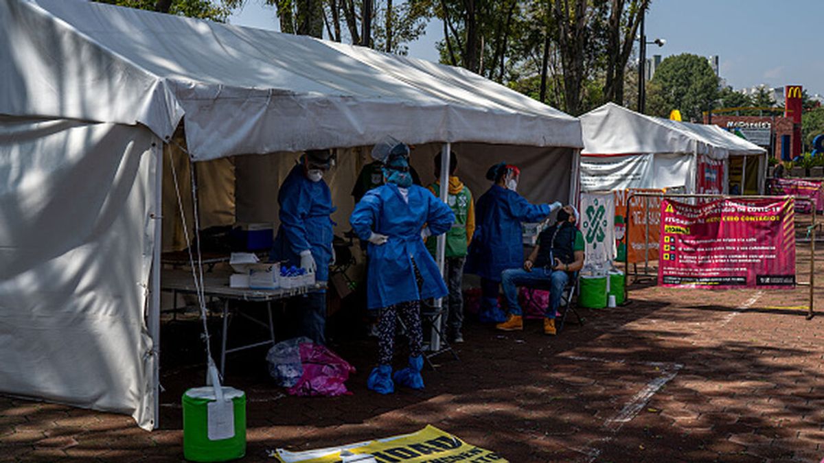 México bate un nuevo récord de contagios por coronavirus y supera los tres millones de contagios México bate un nuevo récord de contagios por coronavirus y supera los tres millones de contagios