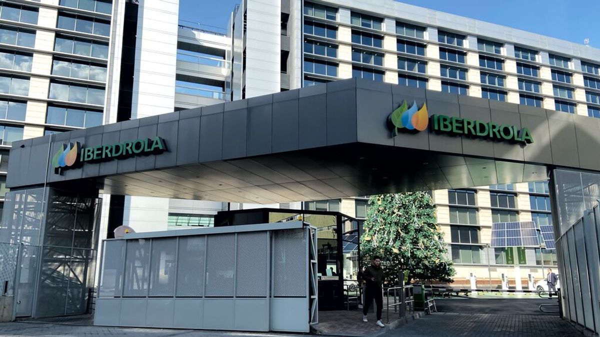 Iberdrola niega el vaciado "escandaloso" del embalse de Ricobayo, que "cumple su función en el momento necesario" Iberdrola niega el vaciado "escandaloso" del embalse de Ricobayo, que "cumple su función en el momento necesario"